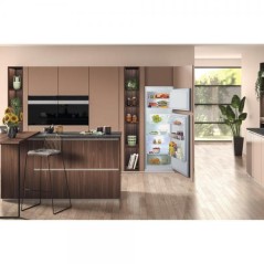NUOVO MODELLO HOTPOINT DOPPIA PORTA BDFS 2422 Hotpoint Cod. BDFS2422 Frigoriferi Da Incasso